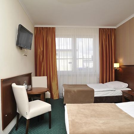 Hotel Lotos Woskrzenice Duze Eksteriør bilde